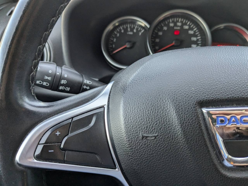 DACIA Sandero d’occasion à vendre à VITROLLES chez AIX AUTOMOBILES (Photo 11)