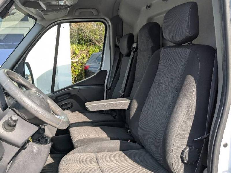 RENAULT Master Fg VUL d’occasion à vendre à VITROLLES chez AIX AUTOMOBILES (Photo 8)