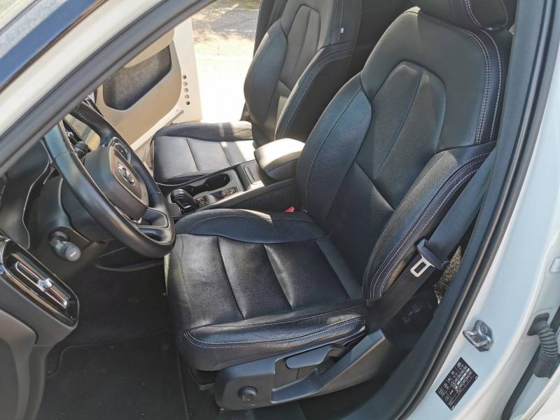 VOLVO XC40 d’occasion à vendre à VITROLLES chez AIX AUTOMOBILES (Photo 19)