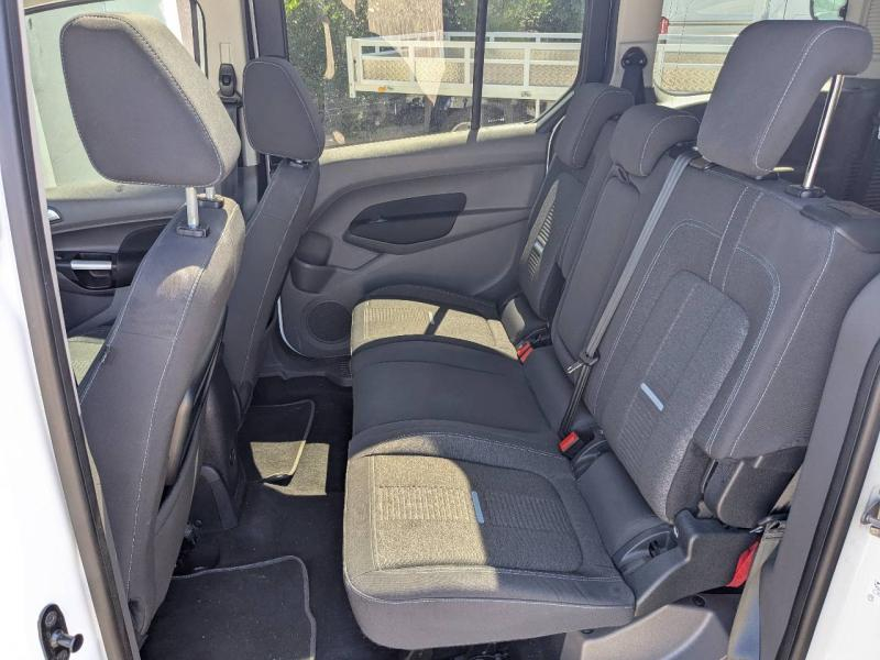 FORD Grd Tourneo Connect d’occasion à vendre à VITROLLES chez AIX AUTOMOBILES (Photo 19)