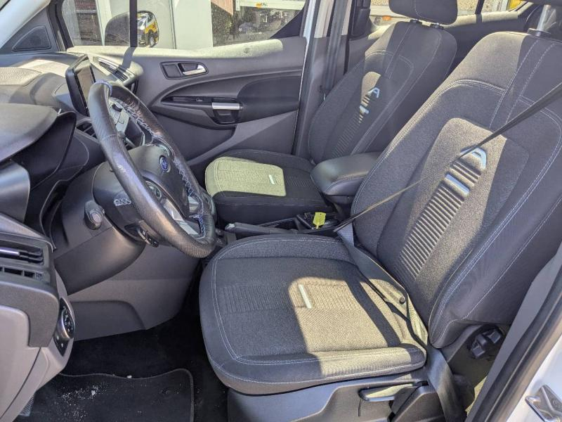 FORD Grd Tourneo Connect d’occasion à vendre à VITROLLES chez AIX AUTOMOBILES (Photo 20)