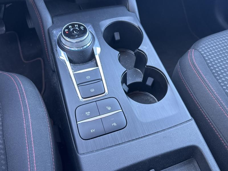 FORD Kuga d’occasion à vendre à VITROLLES chez AIX AUTOMOBILES (Photo 17)