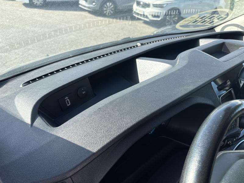 FORD Transit Custom Fg VUL d’occasion à vendre à VITROLLES chez AIX AUTOMOBILES (Photo 14)