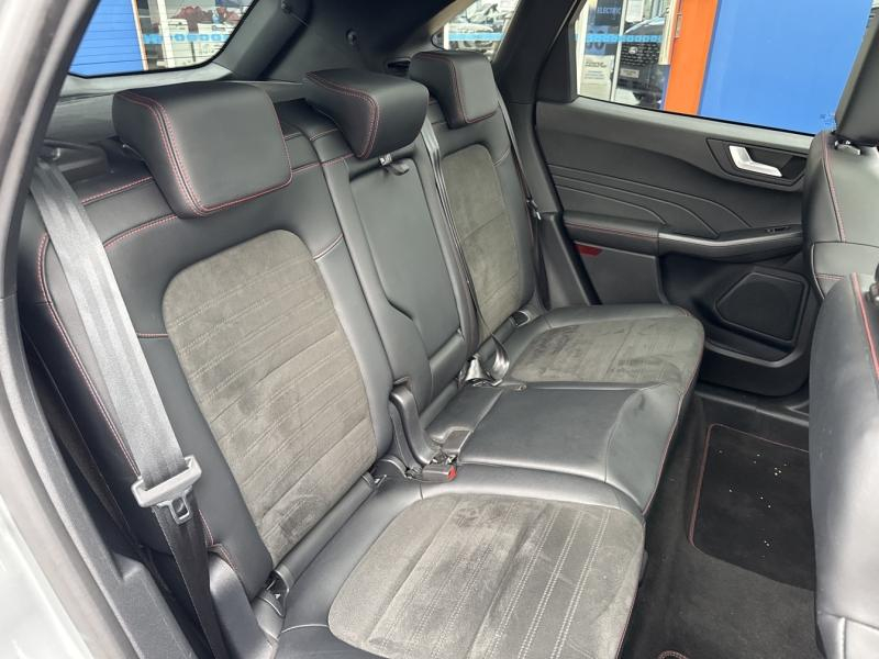 FORD Kuga d’occasion à vendre à VITROLLES chez AIX AUTOMOBILES (Photo 13)