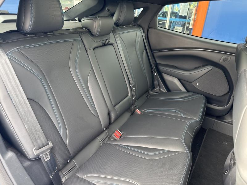 FORD Mustang Mach-E d’occasion à vendre à VITROLLES chez AIX AUTOMOBILES (Photo 15)