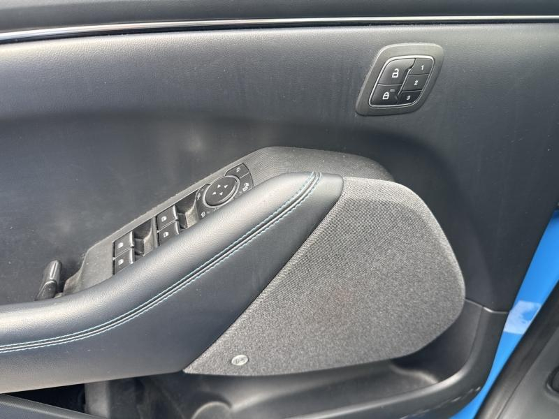 FORD Mustang Mach-E d’occasion à vendre à VITROLLES chez AIX AUTOMOBILES (Photo 16)