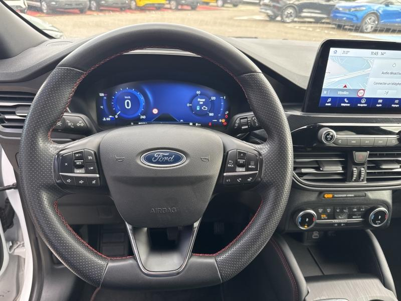 FORD Kuga d’occasion à vendre à VITROLLES chez AIX AUTOMOBILES (Photo 16)