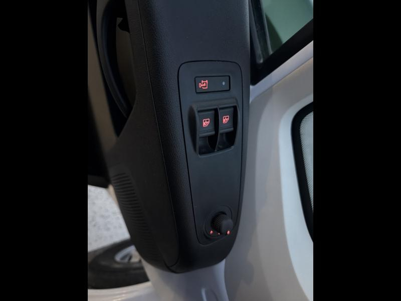 PEUGEOT Boxer Fg VUL d’occasion à vendre à VITROLLES chez AIX AUTOMOBILES (Photo 13)