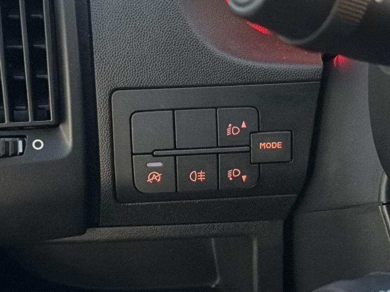 PEUGEOT Boxer Fg VUL d’occasion à vendre à VITROLLES chez AIX AUTOMOBILES (Photo 14)