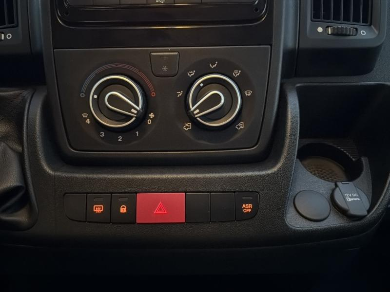 PEUGEOT Boxer Fg VUL d’occasion à vendre à VITROLLES chez AIX AUTOMOBILES (Photo 18)