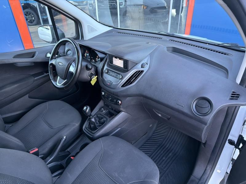 FORD Transit Courier VUL d’occasion à vendre à VITROLLES chez AIX AUTOMOBILES (Photo 9)