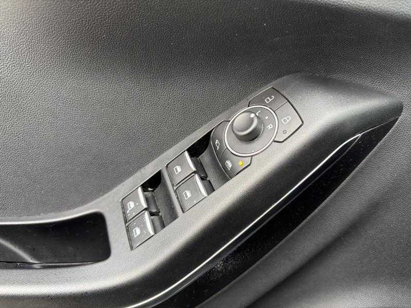 FORD Puma d’occasion à vendre à VITROLLES chez AIX AUTOMOBILES (Photo 16)