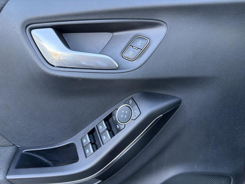 FORD Puma d’occasion à vendre à VITROLLES chez AIX AUTOMOBILES (Photo 14)