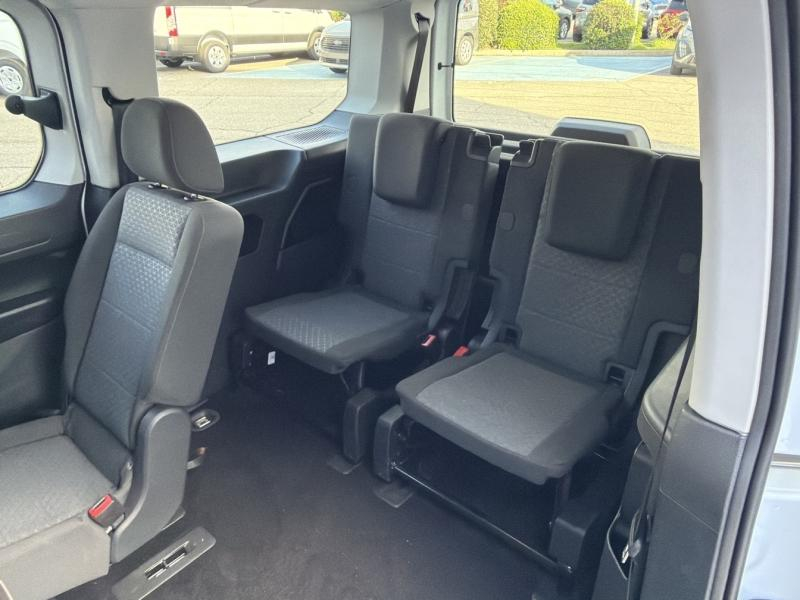 FORD Grd Tourneo Connect d’occasion à vendre à VITROLLES chez AIX AUTOMOBILES (Photo 15)