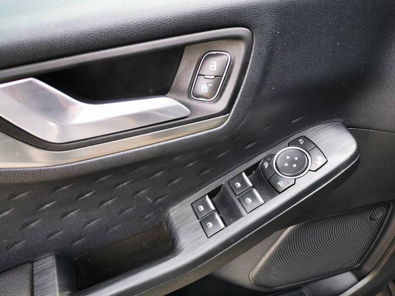 FORD Kuga d’occasion à vendre à VITROLLES chez AIX AUTOMOBILES (Photo 12)