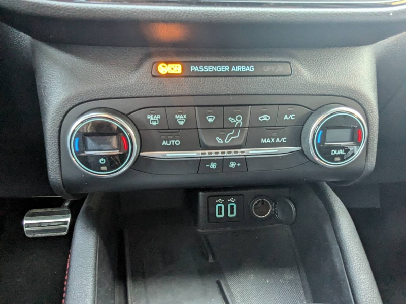 FORD Kuga d’occasion à vendre à VITROLLES chez AIX AUTOMOBILES (Photo 12)