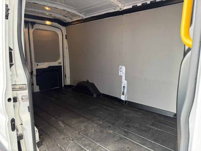 FORD Transit 2T Fg VUL d’occasion à vendre à VITROLLES chez AIX AUTOMOBILES (Photo 11)