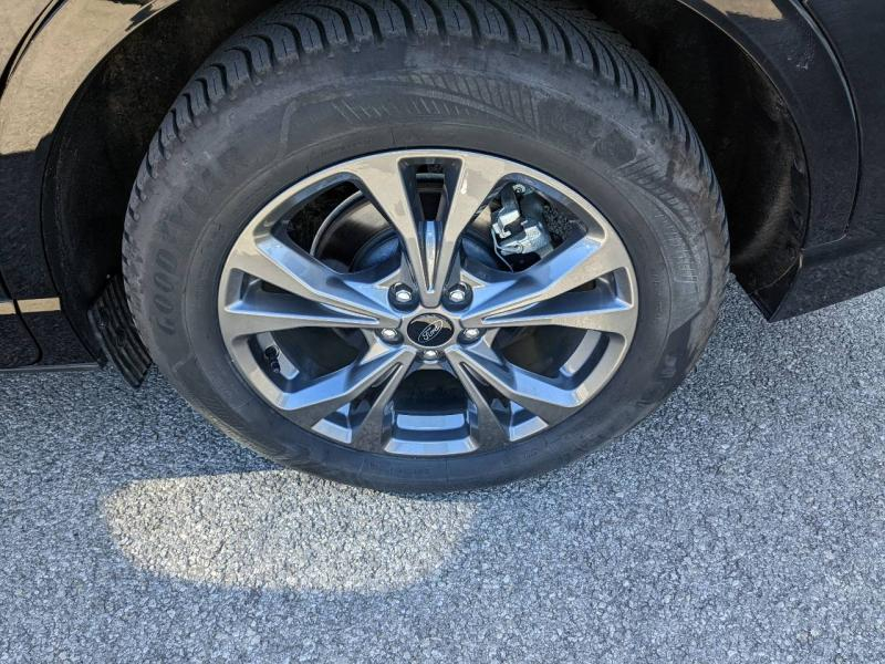 FORD Kuga d’occasion à vendre à VITROLLES chez AIX AUTOMOBILES (Photo 13)