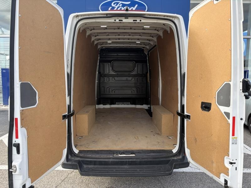 VOLKSWAGEN Crafter Fg VUL d’occasion à vendre à VITROLLES chez AIX AUTOMOBILES (Photo 9)