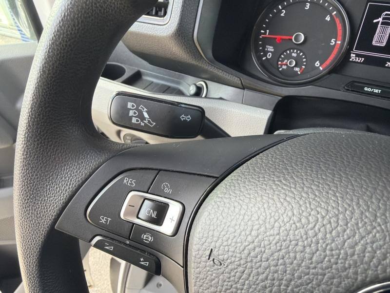 VOLKSWAGEN Crafter Fg VUL d’occasion à vendre à VITROLLES chez AIX AUTOMOBILES (Photo 17)