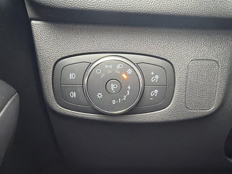 FORD Focus SW d’occasion à vendre à VITROLLES chez AIX AUTOMOBILES (Photo 17)