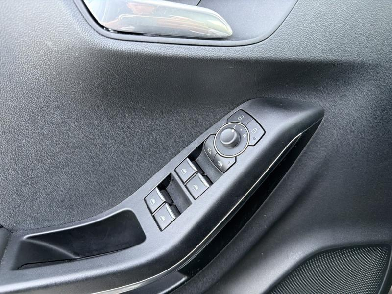 FORD Puma d’occasion à vendre à VITROLLES chez AIX AUTOMOBILES (Photo 17)