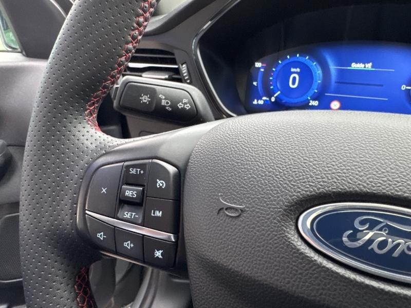 FORD Kuga d’occasion à vendre à VITROLLES chez AIX AUTOMOBILES (Photo 11)