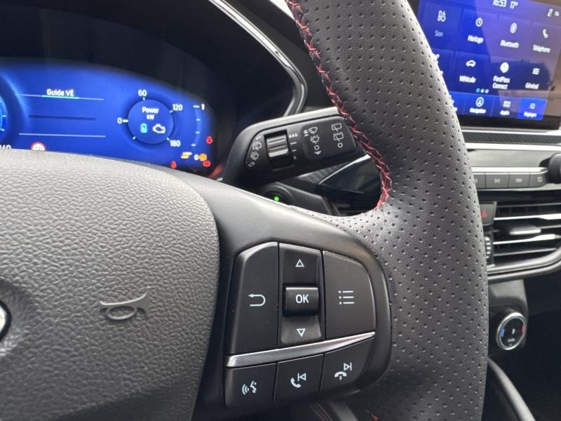 FORD Kuga d’occasion à vendre à VITROLLES chez AIX AUTOMOBILES (Photo 12)