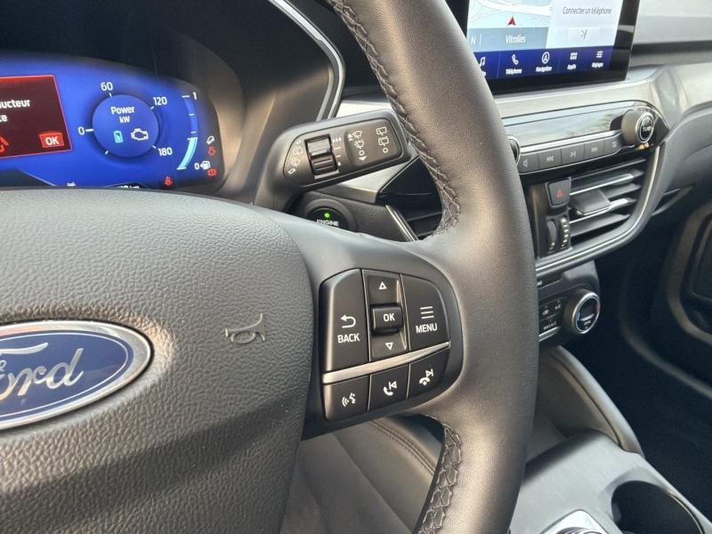 FORD Kuga d’occasion à vendre à VITROLLES chez AIX AUTOMOBILES (Photo 12)