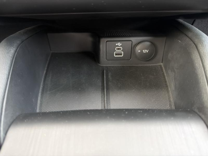 FORD Kuga d’occasion à vendre à VITROLLES chez AIX AUTOMOBILES (Photo 20)