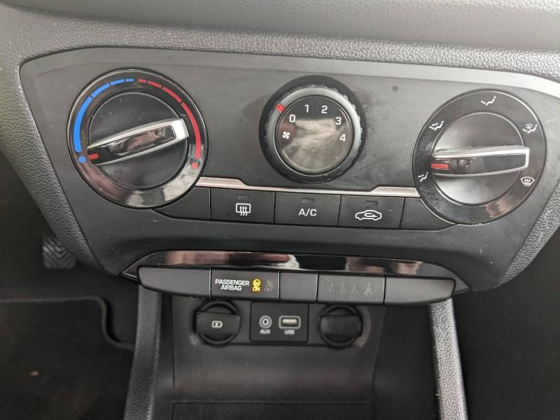 HYUNDAI i20 d’occasion à vendre à VITROLLES chez AIX AUTOMOBILES (Photo 14)