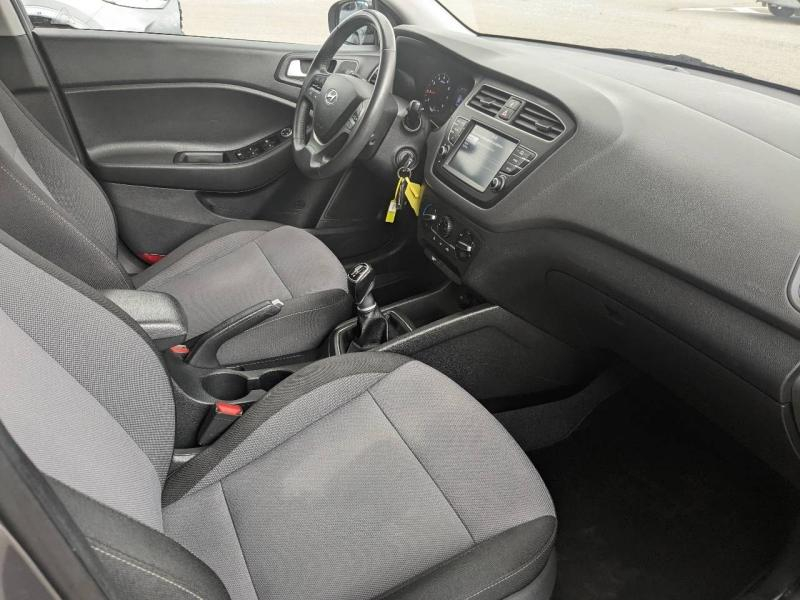 HYUNDAI i20 d’occasion à vendre à VITROLLES chez AIX AUTOMOBILES (Photo 18)
