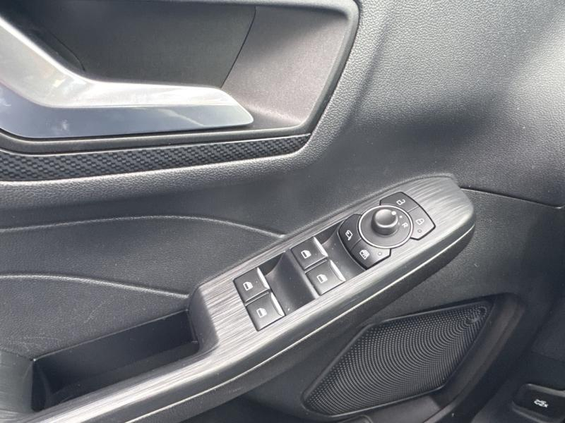 FORD Kuga d’occasion à vendre à VITROLLES chez AIX AUTOMOBILES (Photo 20)