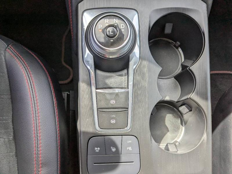 FORD Kuga d’occasion à vendre à VITROLLES chez AIX AUTOMOBILES (Photo 15)